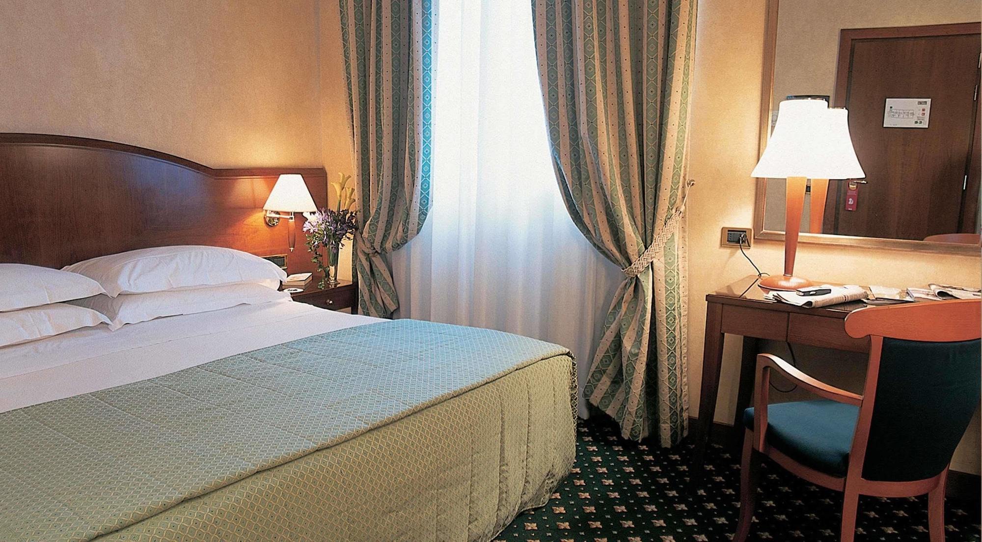 阿斯科特酒店 米兰 客房 照片